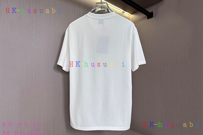 NEW 버버리 반팔티 신상 B 5964001