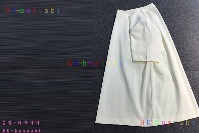 NEW 버버리 반팔티 신상 B 5964007