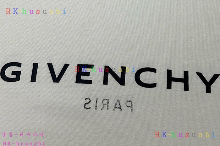 NEW 지방시 반팔티 신상 GV 558241