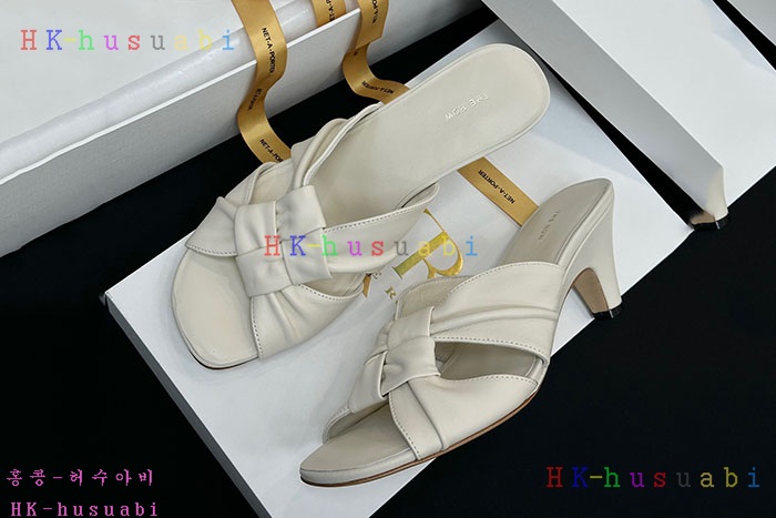 NEW 더 로우 샌들 신상 L 558226