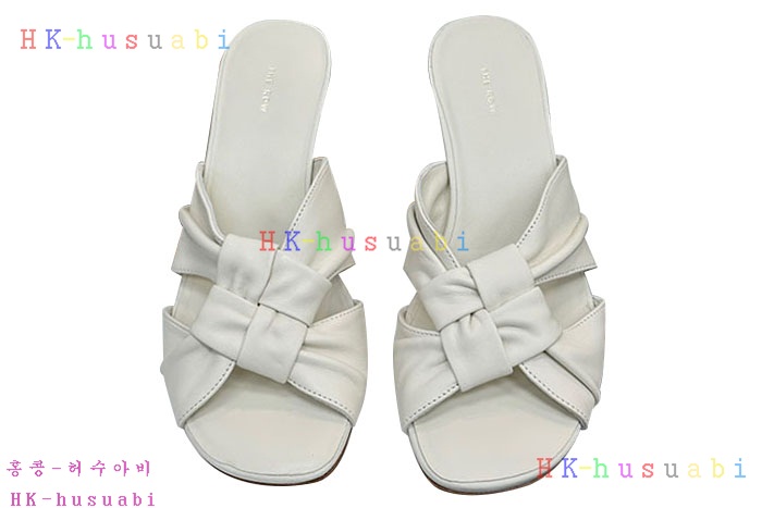 NEW 더 로우 샌들 신상 L 558226