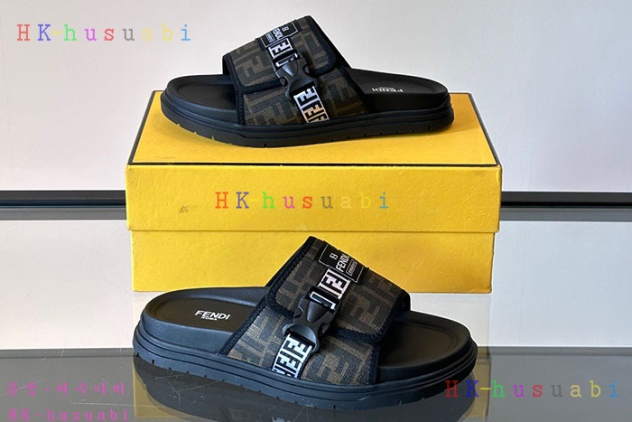 NEW 펜디 샌들 신상 FD 8588701
