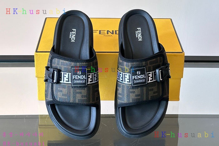 NEW 펜디 샌들 신상 FD 8588701