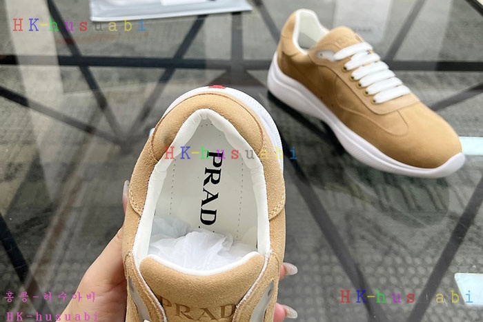 NEW 프라다 스니커즈 신상 P 225043