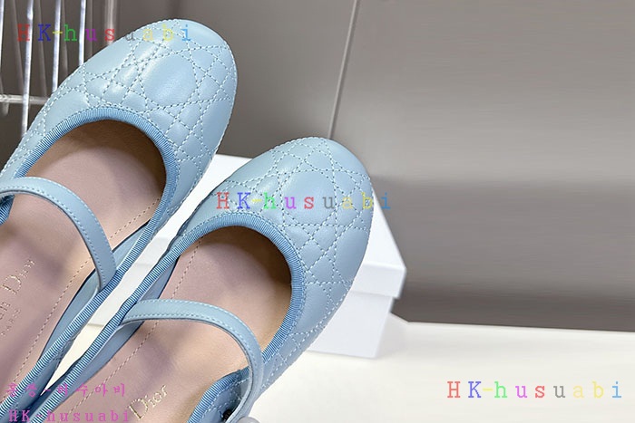 NEW 디올 신발 신상 DR 1155015