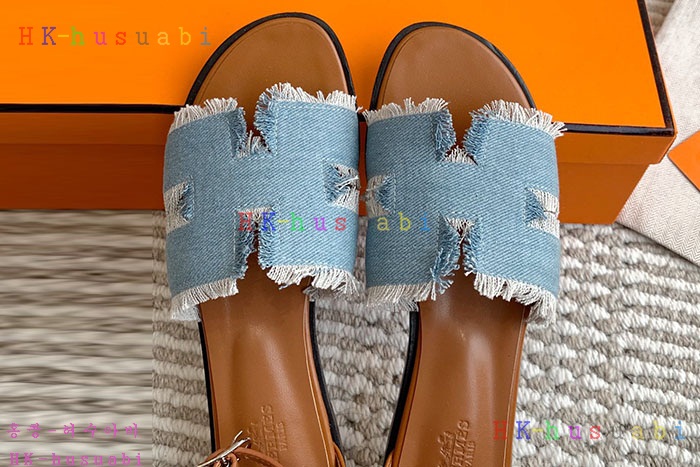 NEW 에르메스 샌들 신상 H 8033022