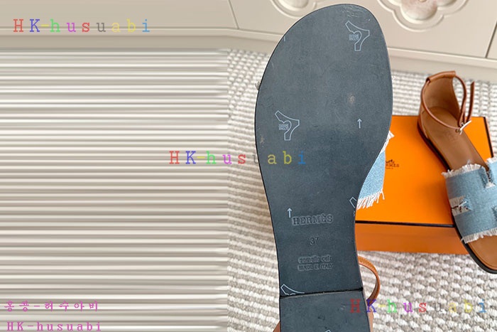 NEW 에르메스 샌들 신상 H 8033022