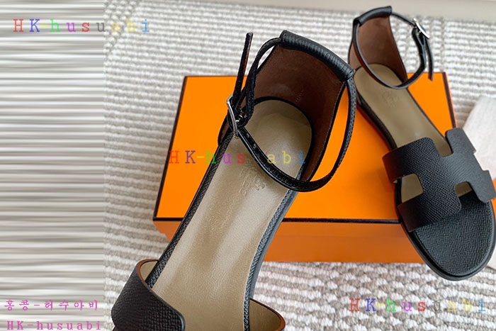 NEW 에르메스 샌들 신상 H 8033029