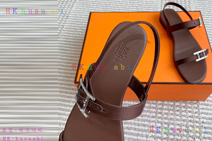 NEW 에르메스 샌들 신상 H 6660113