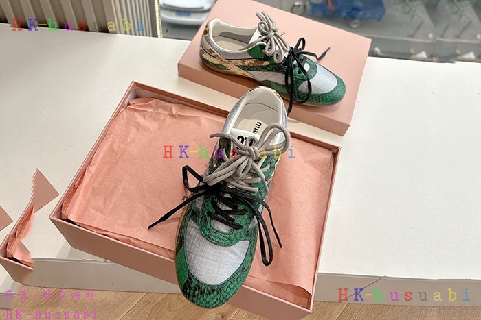 NEW 미우미우 신발 신상 MU 5585573