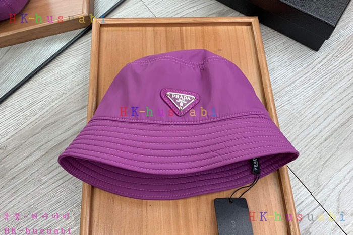 NEW 프라다 모자 신상 P 544705