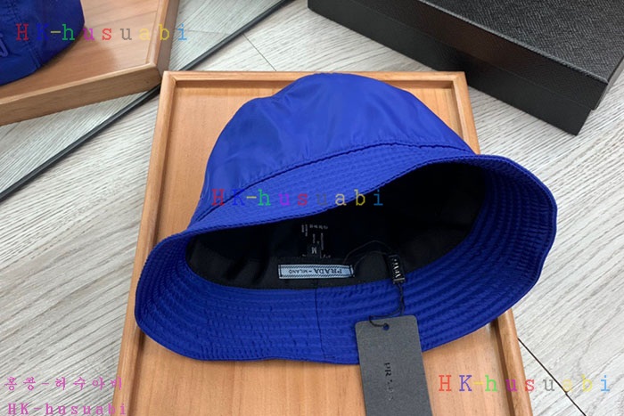 NEW 프라다 모자 신상 P 544706