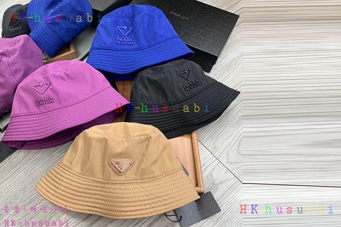 NEW 프라다 모자 신상 P 544706