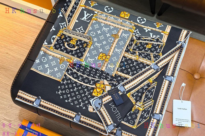 NEW 루이비통 스카프 신상 LV 1455802