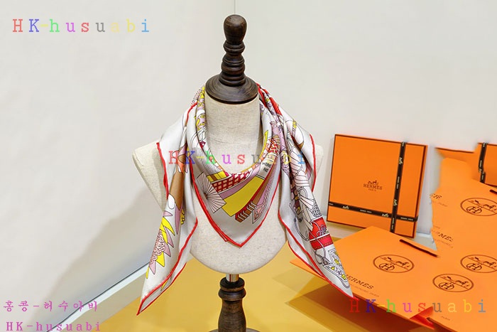 NEW 에르메스 스카프 신상 H 99584081