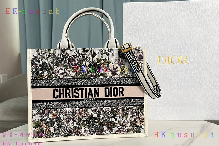 ★미러급★디올  Dior 북 토트 미디엄 백 M1324