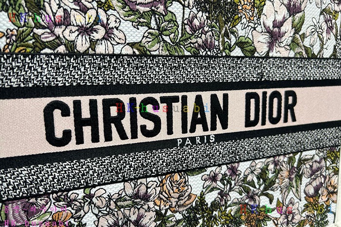 ★미러급★디올  Dior 북 토트 미디엄 백 M1324