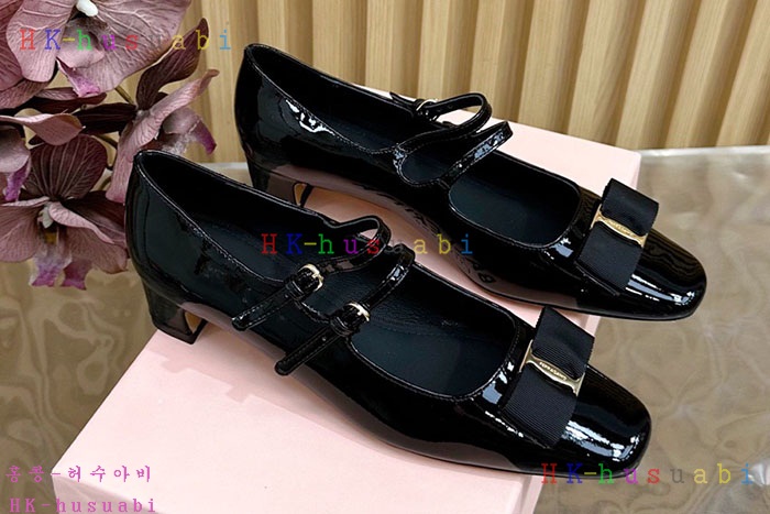NEW 페라가모 신발 신상 F 558007