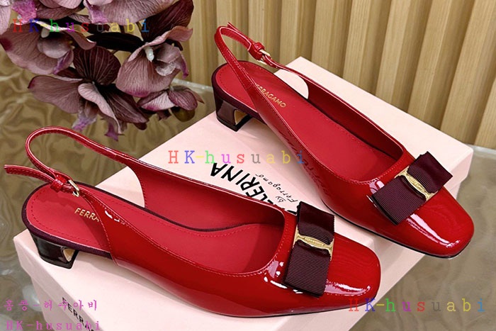 NEW 페라가모 신발 신상 F 558009