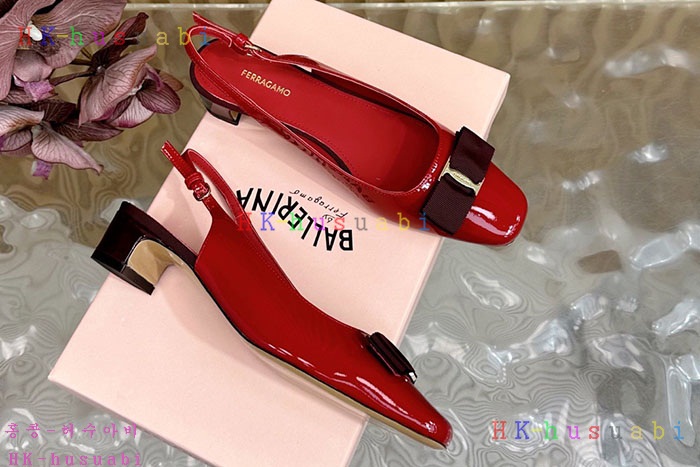NEW 페라가모 신발 신상 F 558009