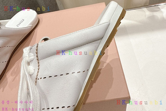 NEW 미우미우 신발 신상 MU 14580444