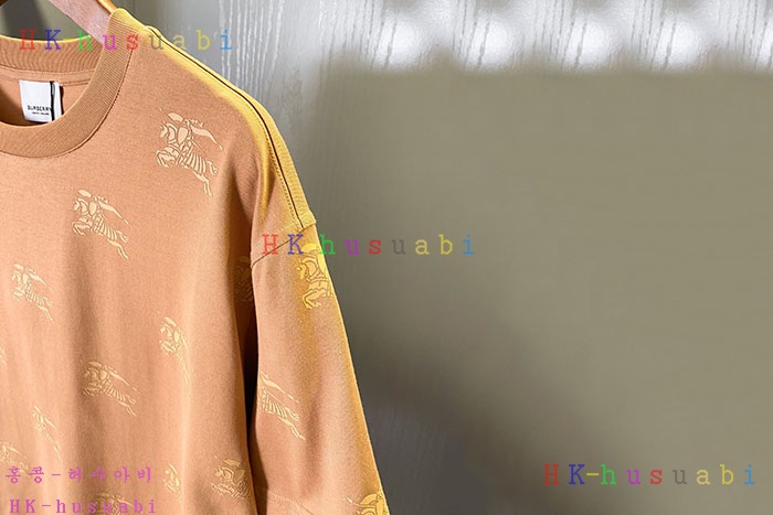 NEW 버버리 반팔티 신상 B 78447018