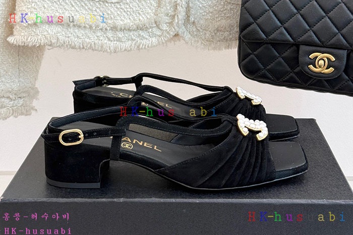 NEW 샤넬 샌들 신상 C 1477043
