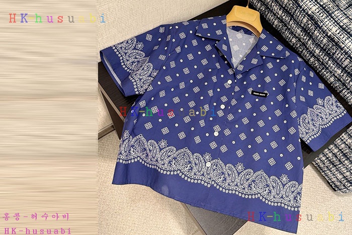 NEW 미우미우 상의 신상  M 5558247