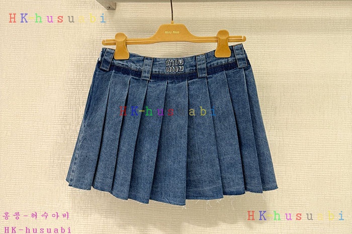 NEW 미우미우 치마 신상  M 5558253