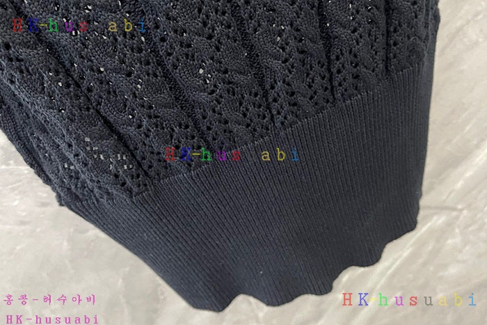 NEW 톰브라운 반팔니트 신상 TB 18857229