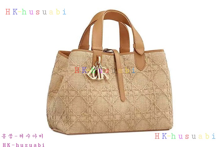 ڹ̷ޡڵ   M2822 M2821