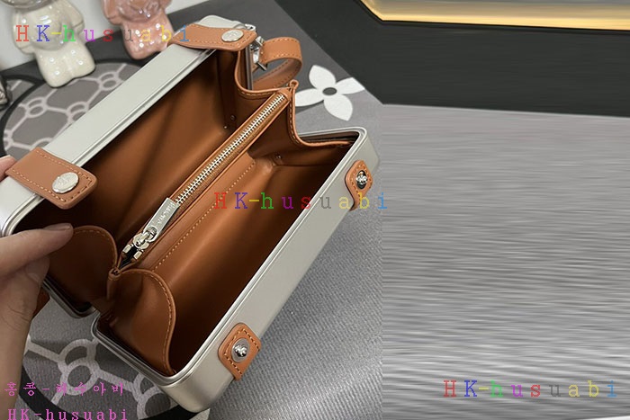 �ڹ̷��ޡڸ����  �۽��� ũ�ν��ٵ�� R 4968440-2