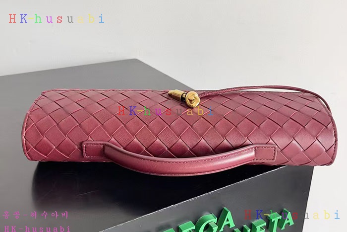 ★미러급★보테가베네타 롱 핸들 클러치 741511-4