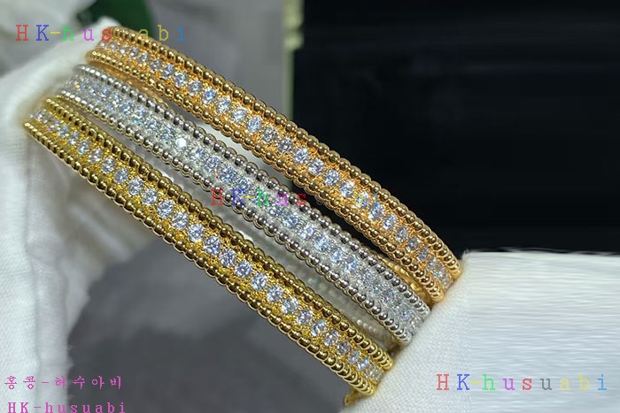 NEW Ŭ    Ż V 671139