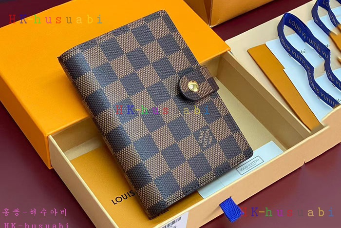 �ڹ̷��ޡڷ��̺��� ������ ���̾ R20700