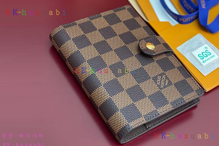 �ڹ̷��ޡڷ��̺��� ������ ���̾ R20700