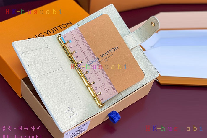 �ڹ̷��ޡڷ��̺��� ������ ���̾ R20706