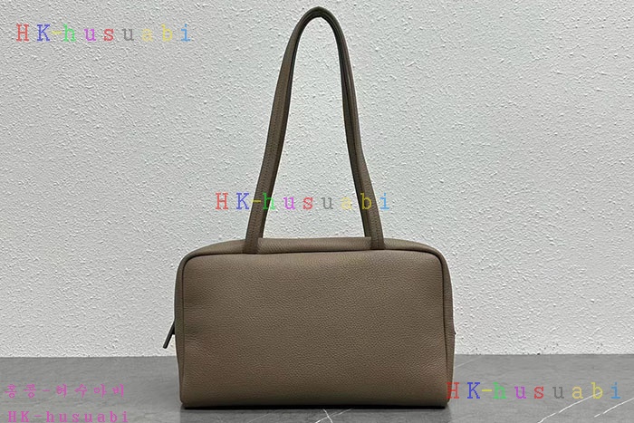 �ڹ̷��ޡڴ� �ο� Astra ���� ���� ��  W1725-8