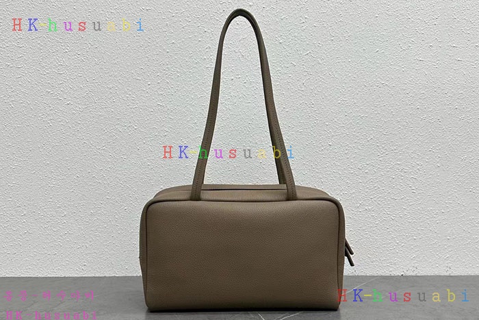 �ڹ̷��ޡڴ� �ο� Astra ���� ���� ��  W1725-8