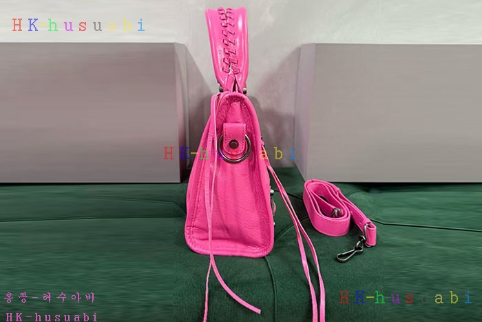 �ڹ̷��ޡڹ߷��þư� �� ��Ƽ �� ����  8114422