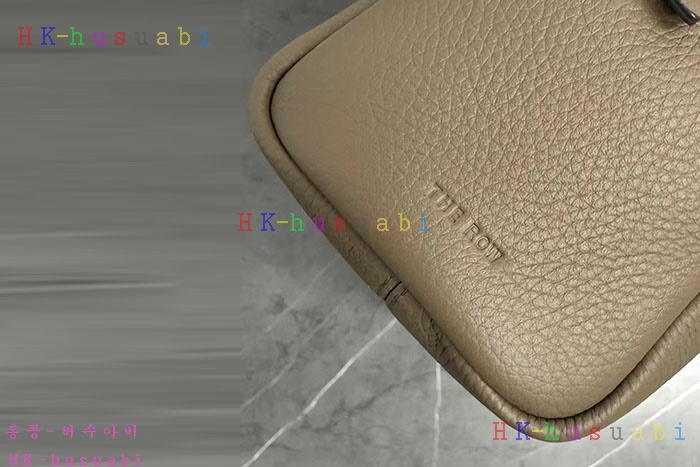 �ڹ̷��ޡڴ� �ο� Astra ���� ���� ��  W1725-8