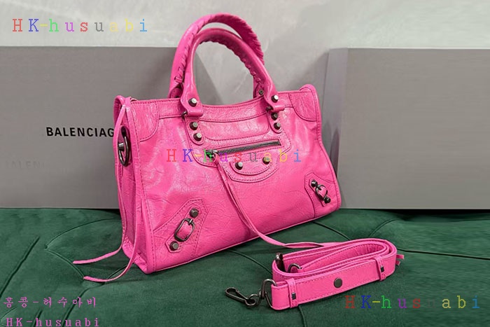 �ڹ̷��ޡڹ߷��þư� �� ��Ƽ �� ����  8114422