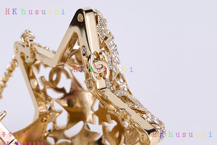 �ڹ̷��ޡڻ��� ��Ÿ �̳�𿡸�  ��Ż ũ����Ż AS5658-2