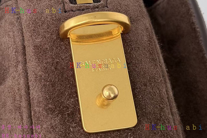 �ڹ̷��ޡڹ߷��þư� �� �� ����� �̵��    8681022-3