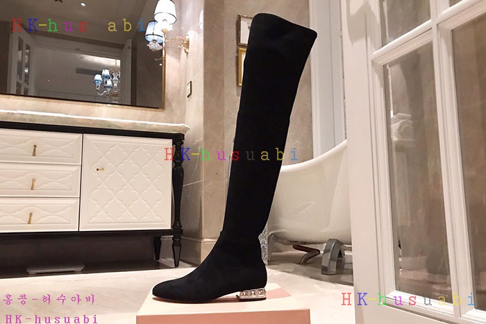 NEW 미우미우 부츠 신상 MU 927550