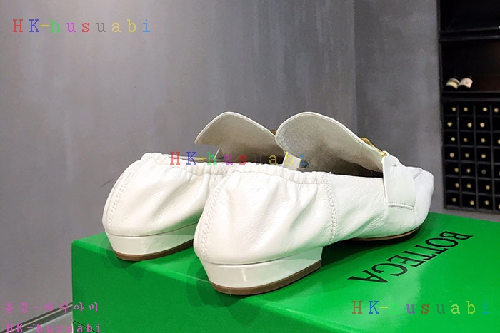 NEW 보테가베네타 신발 신상  BV 52524