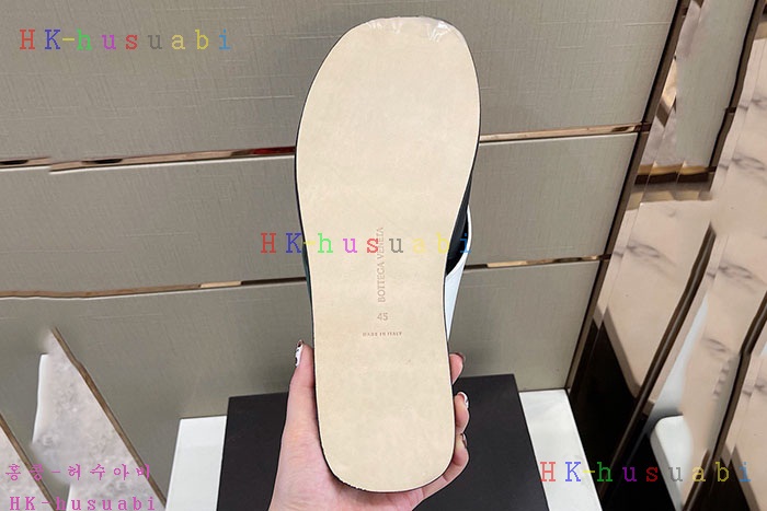 NEW 보테가베네타 슬리퍼 신상 BV 572223