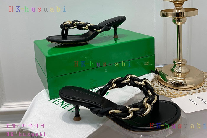 NEW 보테가베네타 샌들 신상 BV 557250