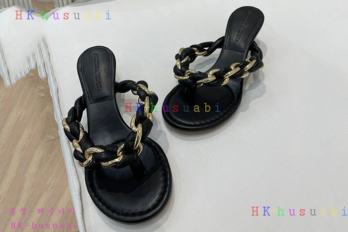 NEW 보테가베네타 샌들 신상 BV 557250