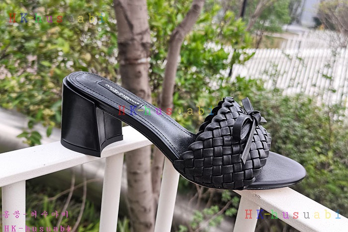 NEW 돌체엔가바나 샌들 신상 DG 747443